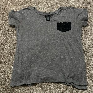 Gray Rue 21 short sleeve shirt. Size L.